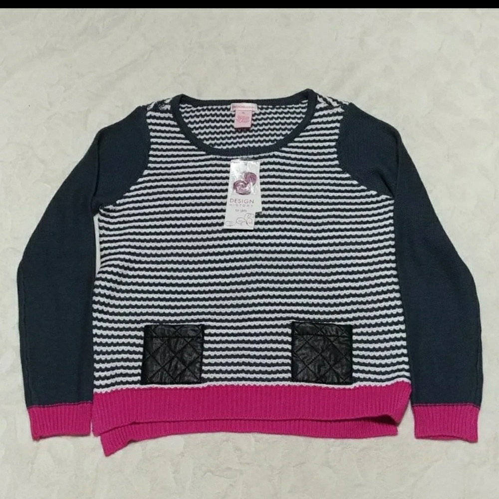 NEW! Girls fashion sweater w/ fake leather pockets